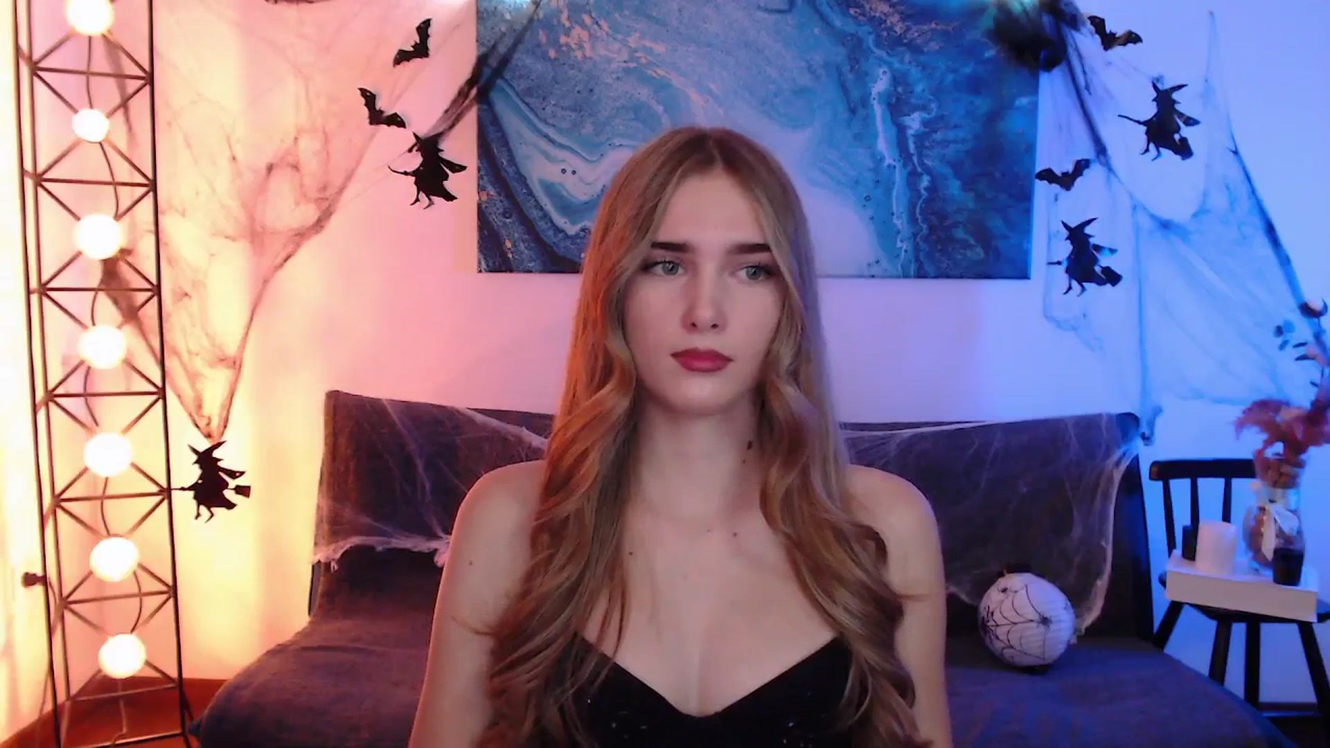 Gallery image thumbnail from Sirela's myfreecams stream on, 11/04/2025, 10:59 image 16 of 20
