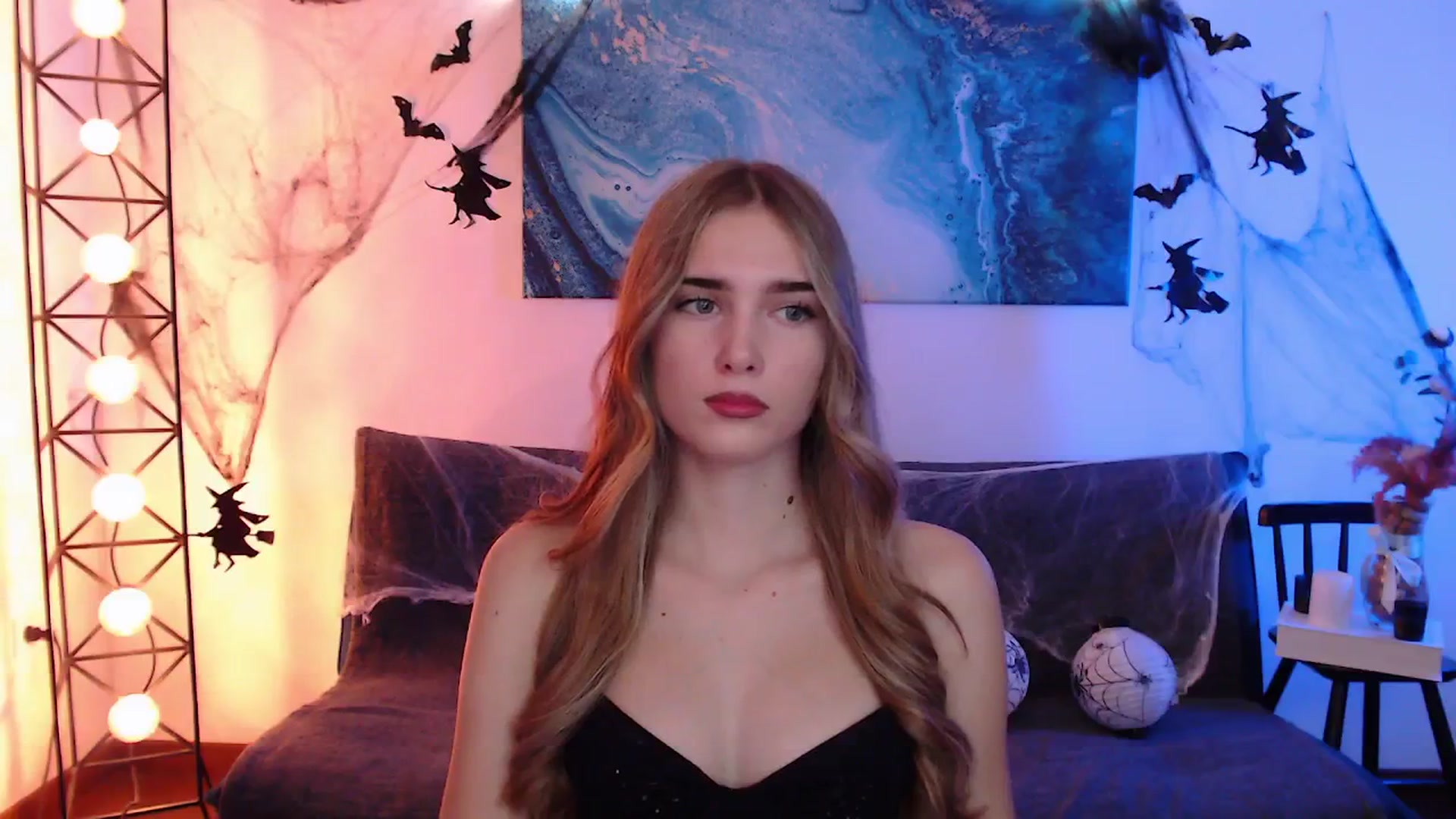 Gallery image thumbnail from Sirela's myfreecams stream on, 11/04/2025, 10:59 image 14 of 20