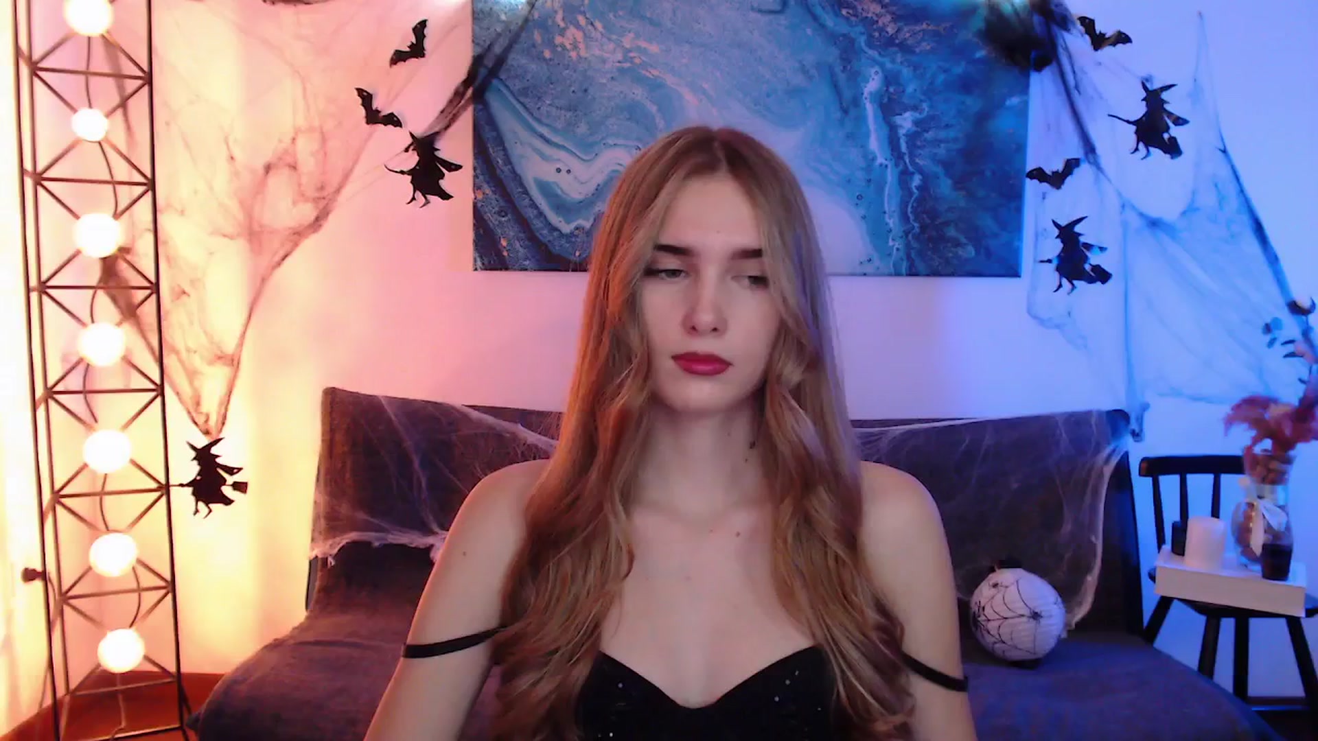 Gallery image thumbnail from Sirela's myfreecams stream on, 11/04/2025, 13:30 image 9 of 20