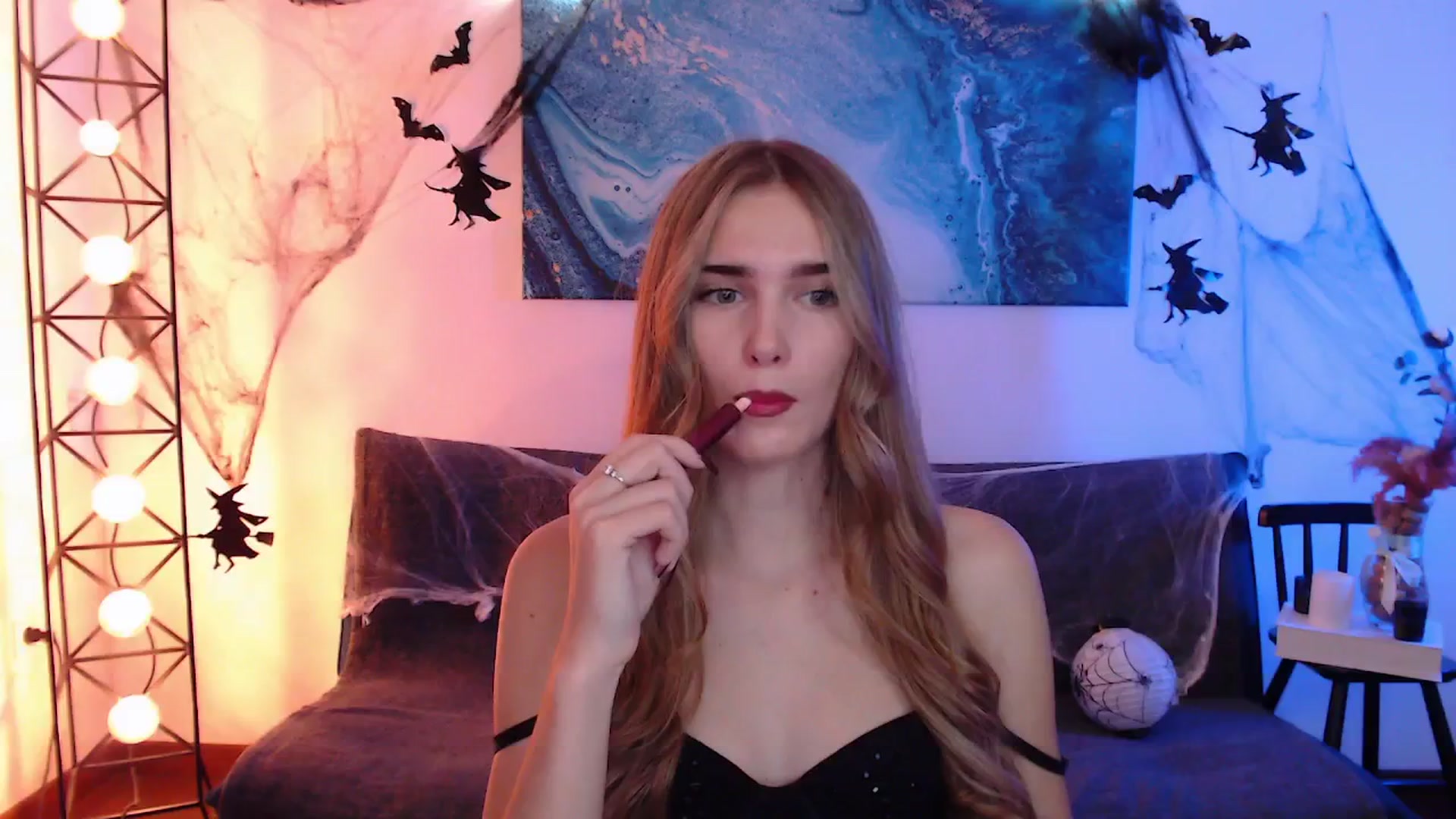Gallery image thumbnail from Sirela's myfreecams stream on, 11/04/2025, 13:30 image 8 of 20
