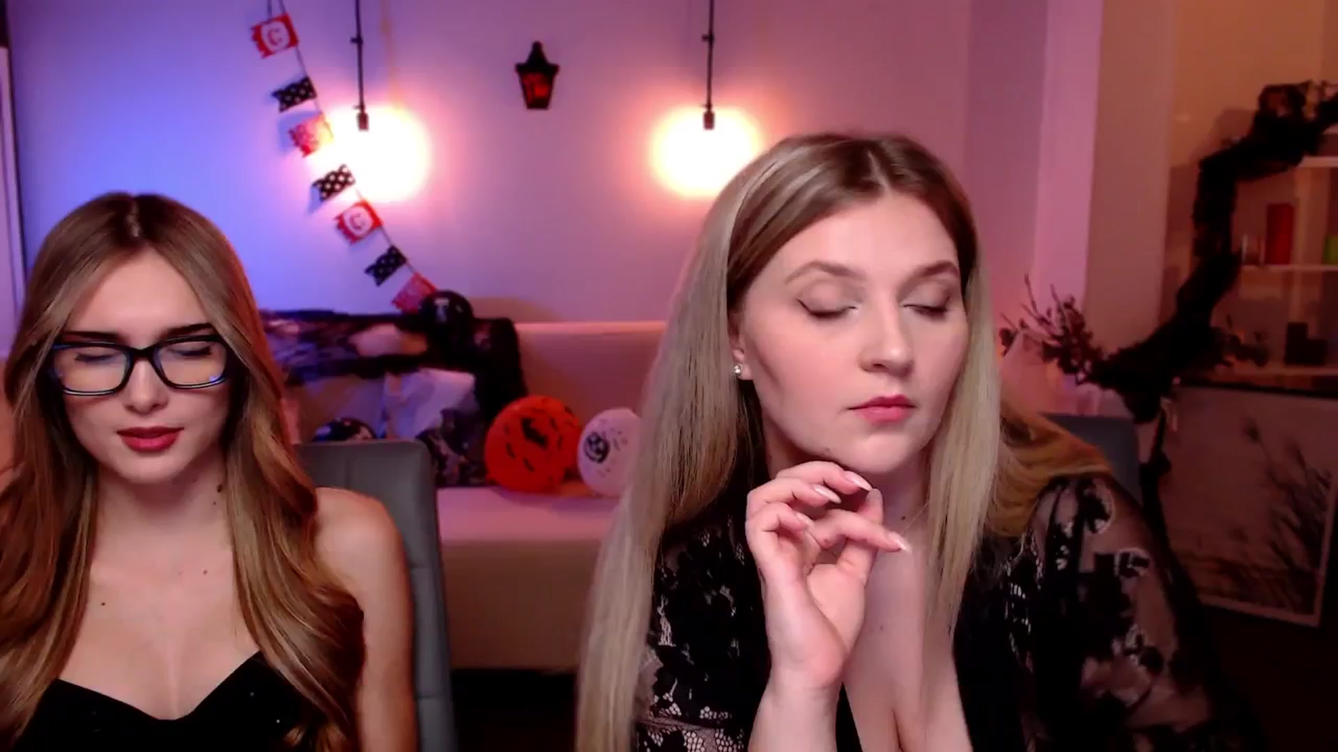 Gallery image thumbnail from Sirela's myfreecams stream on, 11/04/2025, 15:15 image 17 of 20
