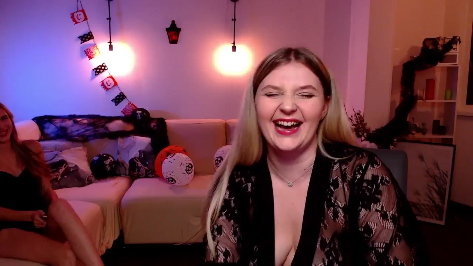 Gallery image thumbnail from Sirela's myfreecams stream on, 11/04/2025, 17:15 image 10 of 20