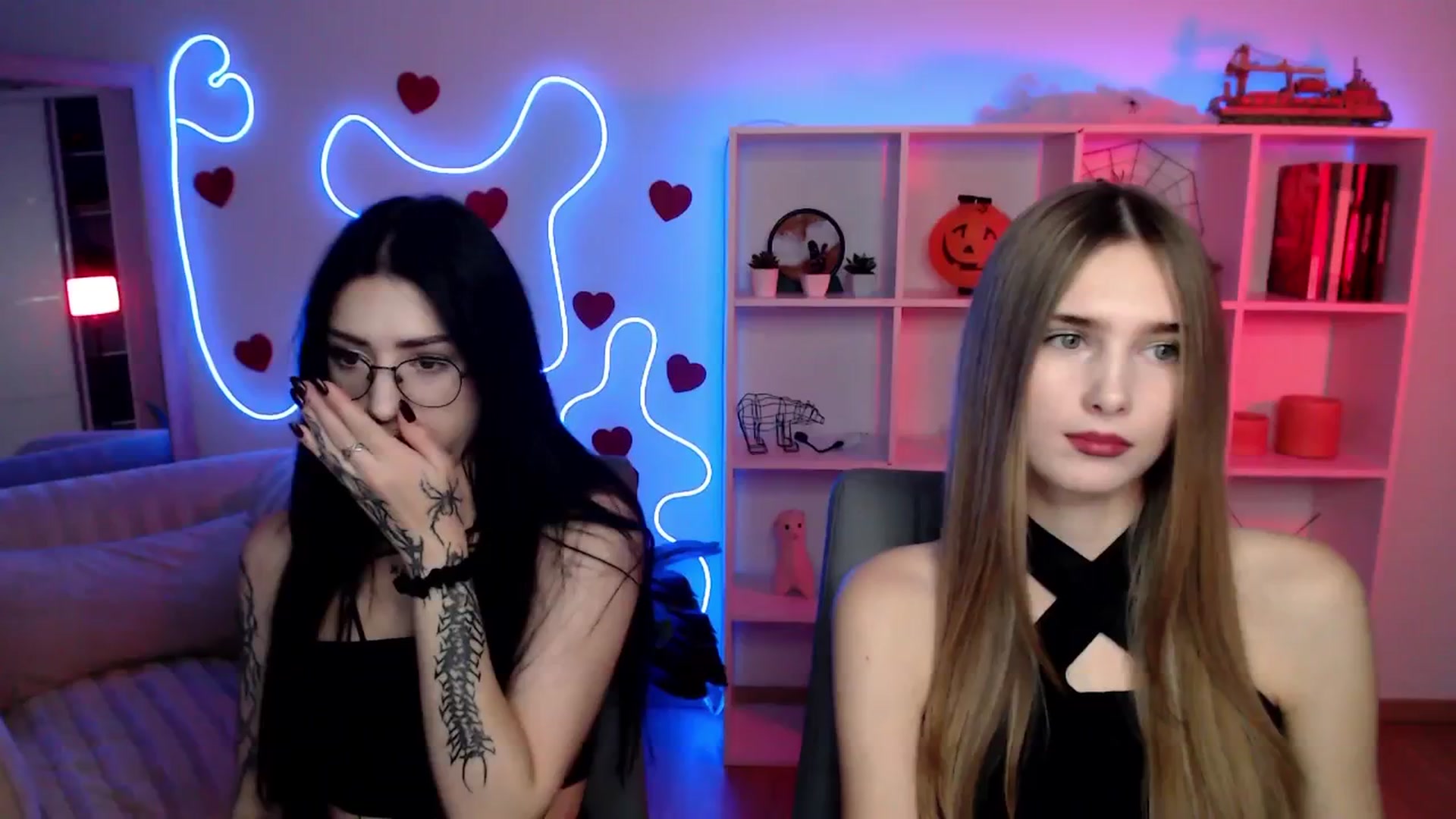 Gallery image thumbnail from Sirela's myfreecams stream on, 11/07/2025, 10:38 image 4 of 20