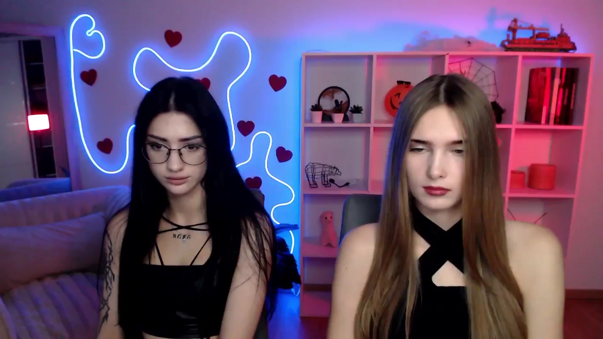 Gallery image thumbnail from Sirela's myfreecams stream on, 11/07/2025, 10:38 image 2 of 20