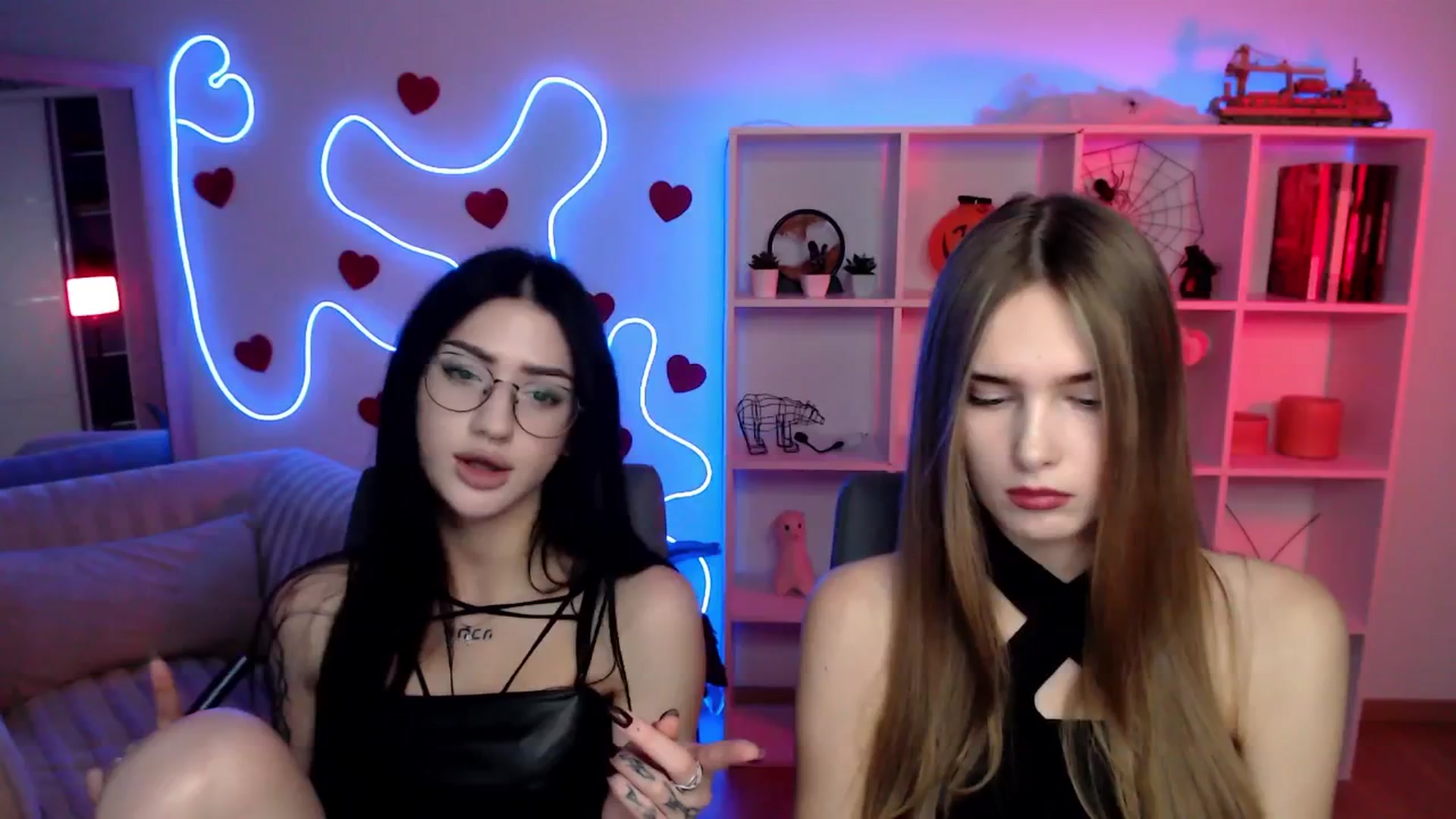 Gallery image thumbnail from Sirela's myfreecams stream on, 11/07/2025, 11:06 image 15 of 20