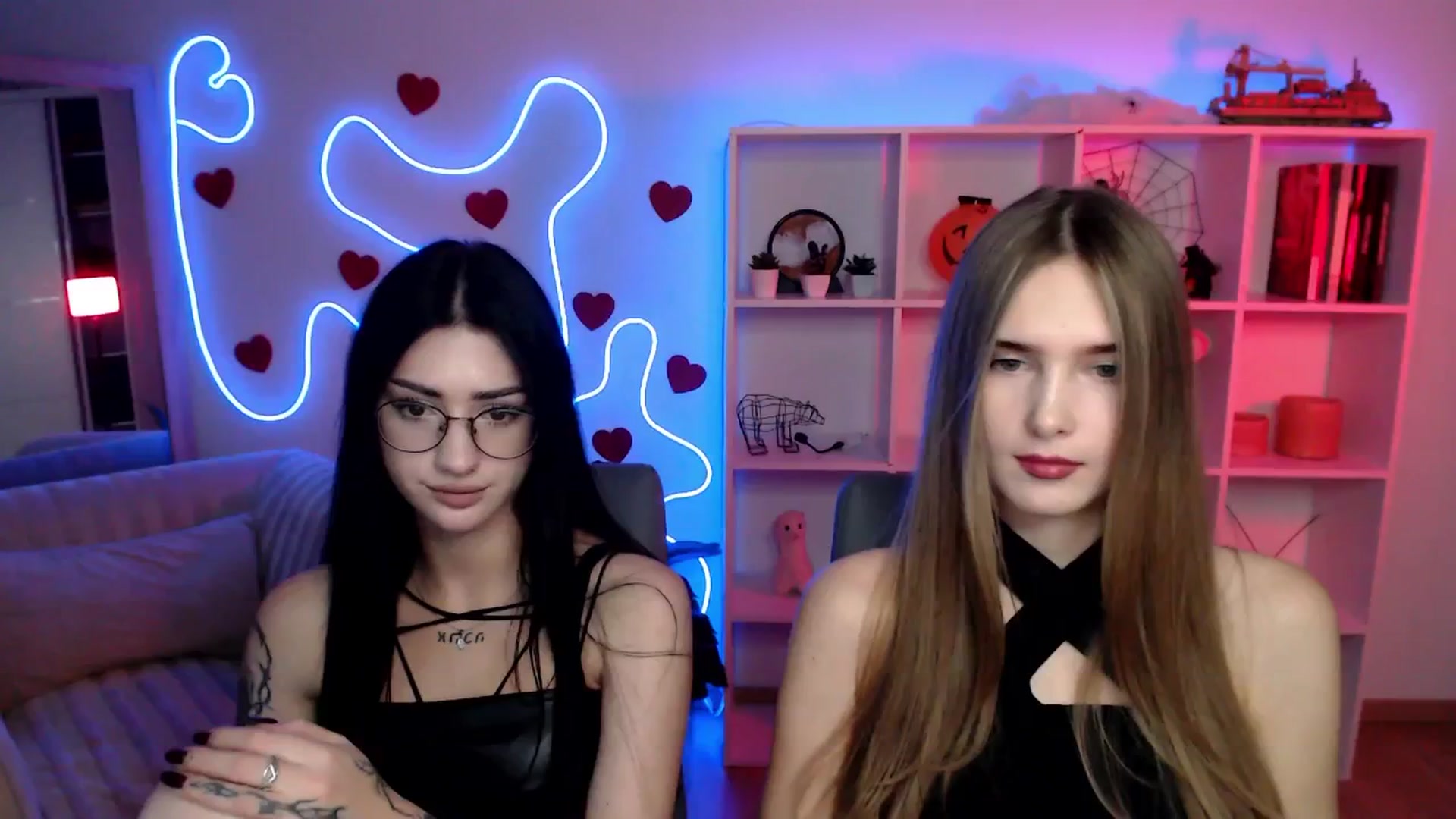 Gallery image thumbnail from Sirela's myfreecams stream on, 11/07/2025, 11:06 image 14 of 20