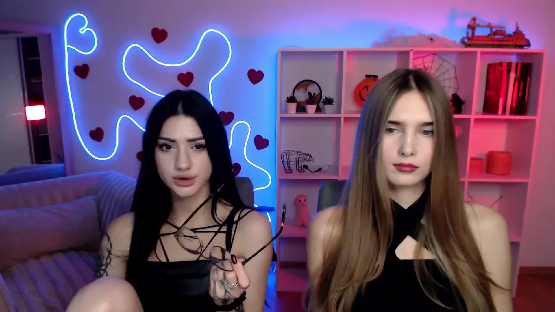 Gallery image thumbnail from Sirela's myfreecams stream on, 11/07/2025, 11:06 image 13 of 20