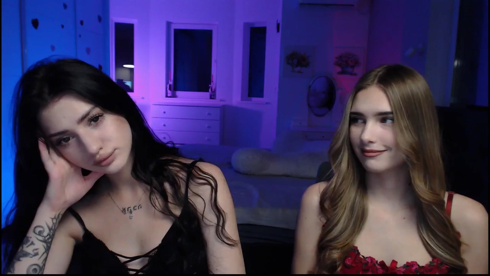 Gallery image thumbnail from Sirela's myfreecams stream on, 11/15/2025, 11:34 image 17 of 20