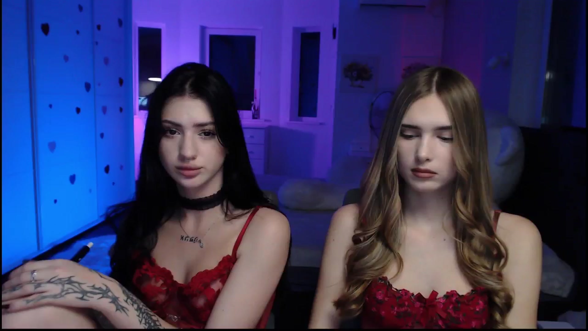 Gallery image thumbnail from Sirela's myfreecams stream on, 11/15/2025, 12:12 image 10 of 20