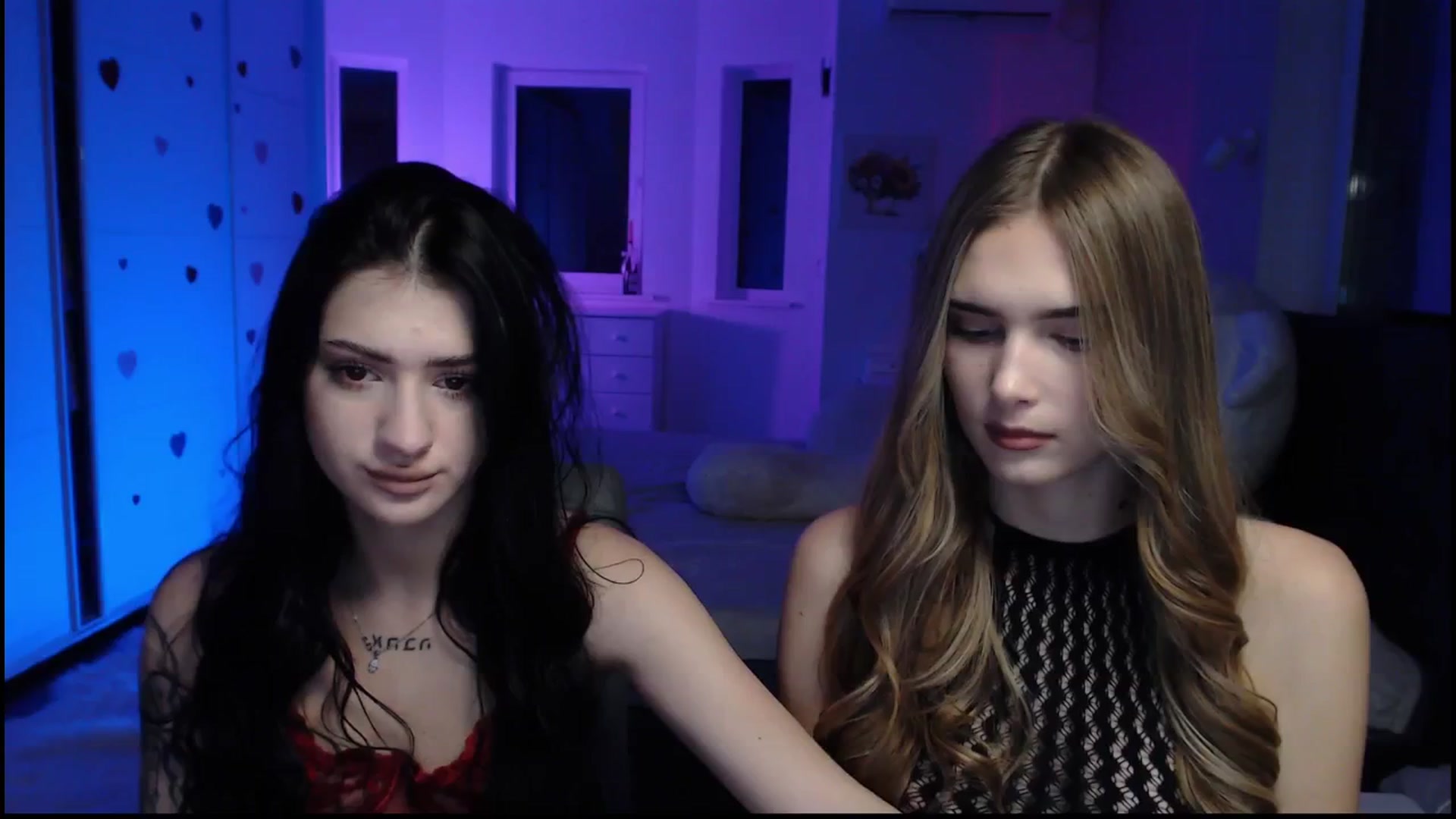 Gallery image thumbnail from Sirela's myfreecams stream on, 11/15/2025, 14:31 image 14 of 20