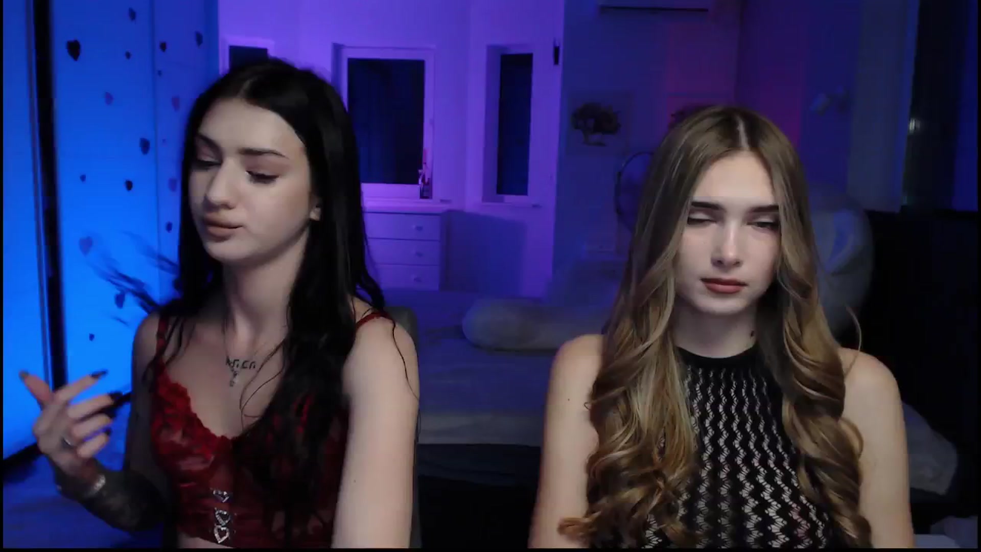 Gallery image thumbnail from Sirela's myfreecams stream on, 11/15/2025, 14:31 image 1 of 20