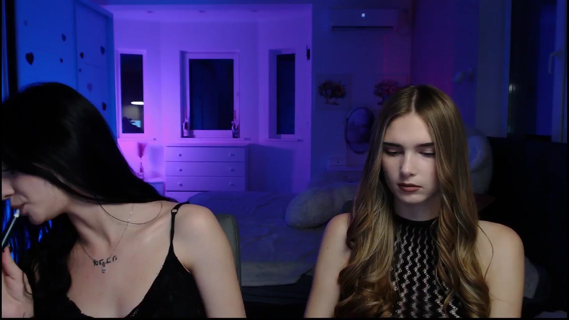 Gallery image thumbnail from Sirela's myfreecams stream on, 11/15/2025, 17:22 image 6 of 20
