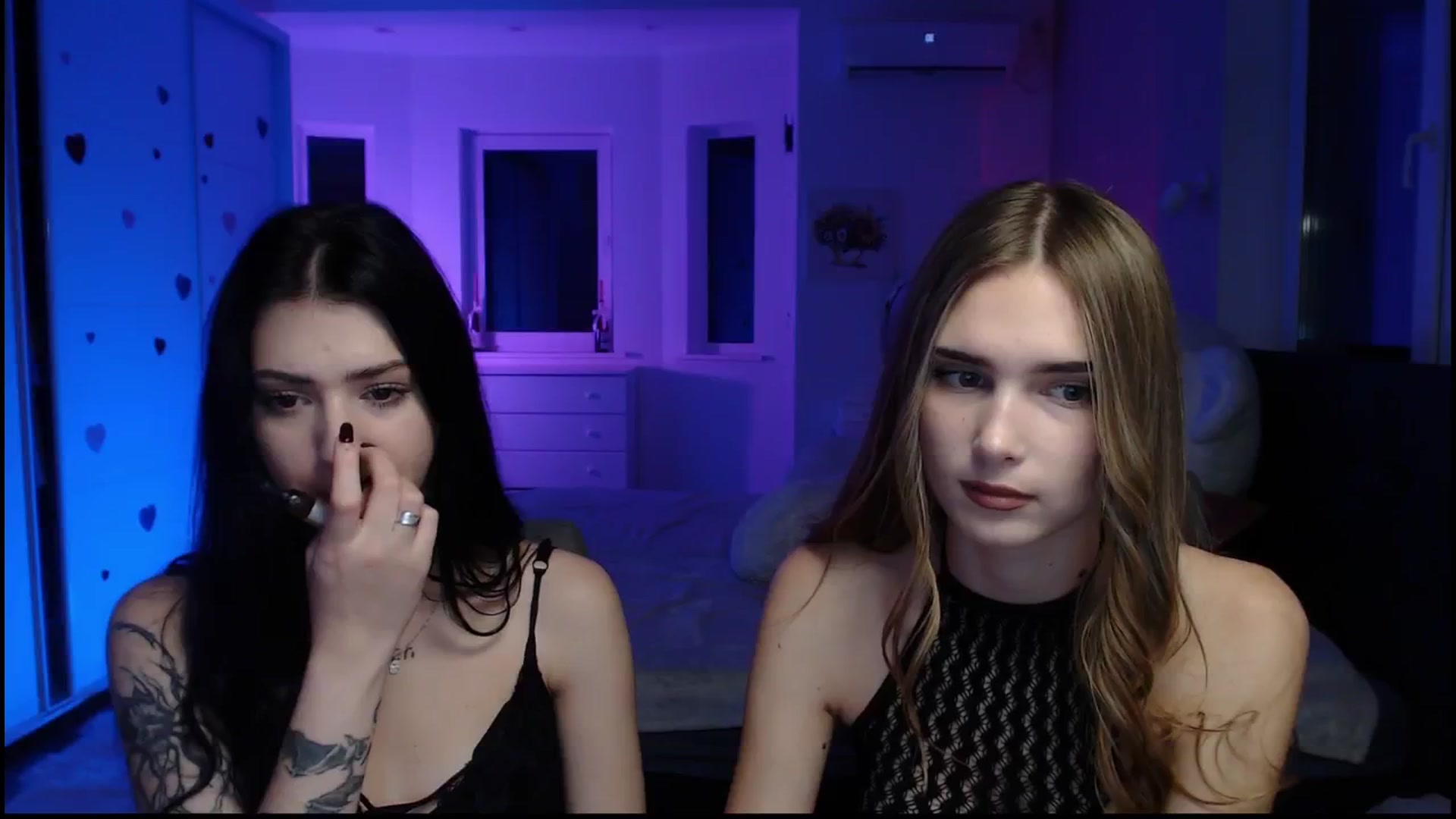 Gallery image thumbnail from Sirela's myfreecams stream on, 11/15/2025, 17:22 image 14 of 20