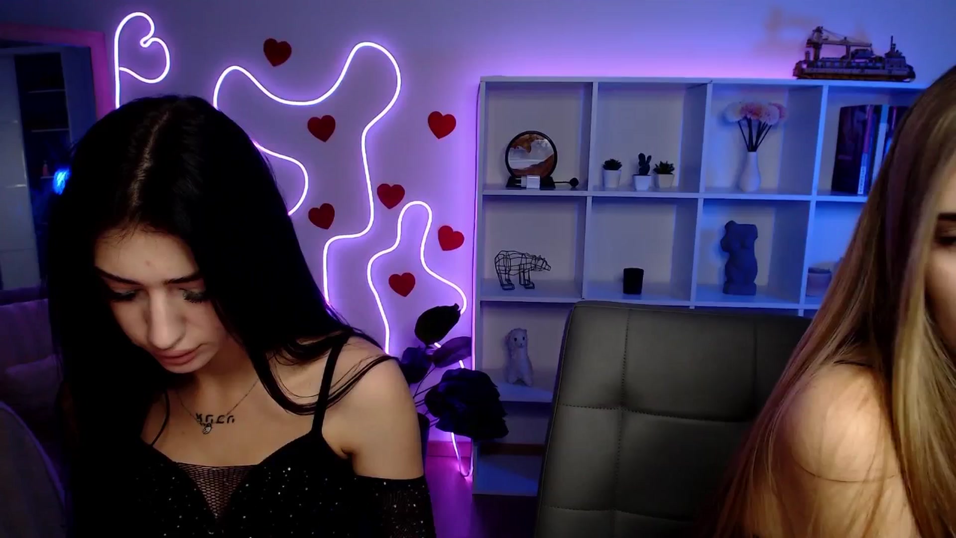 Gallery image thumbnail from Sirela's myfreecams stream on, 11/16/2025, 11:32 image 8 of 20