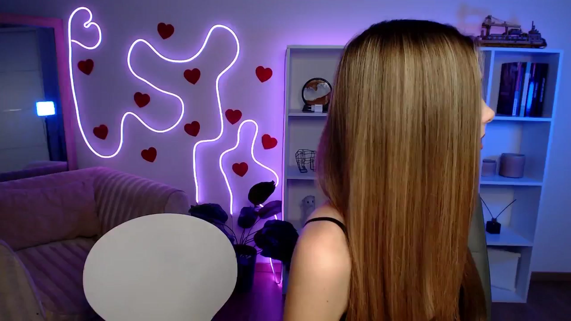 Gallery image thumbnail from Sirela's myfreecams stream on, 11/16/2025, 12:48 image 9 of 20