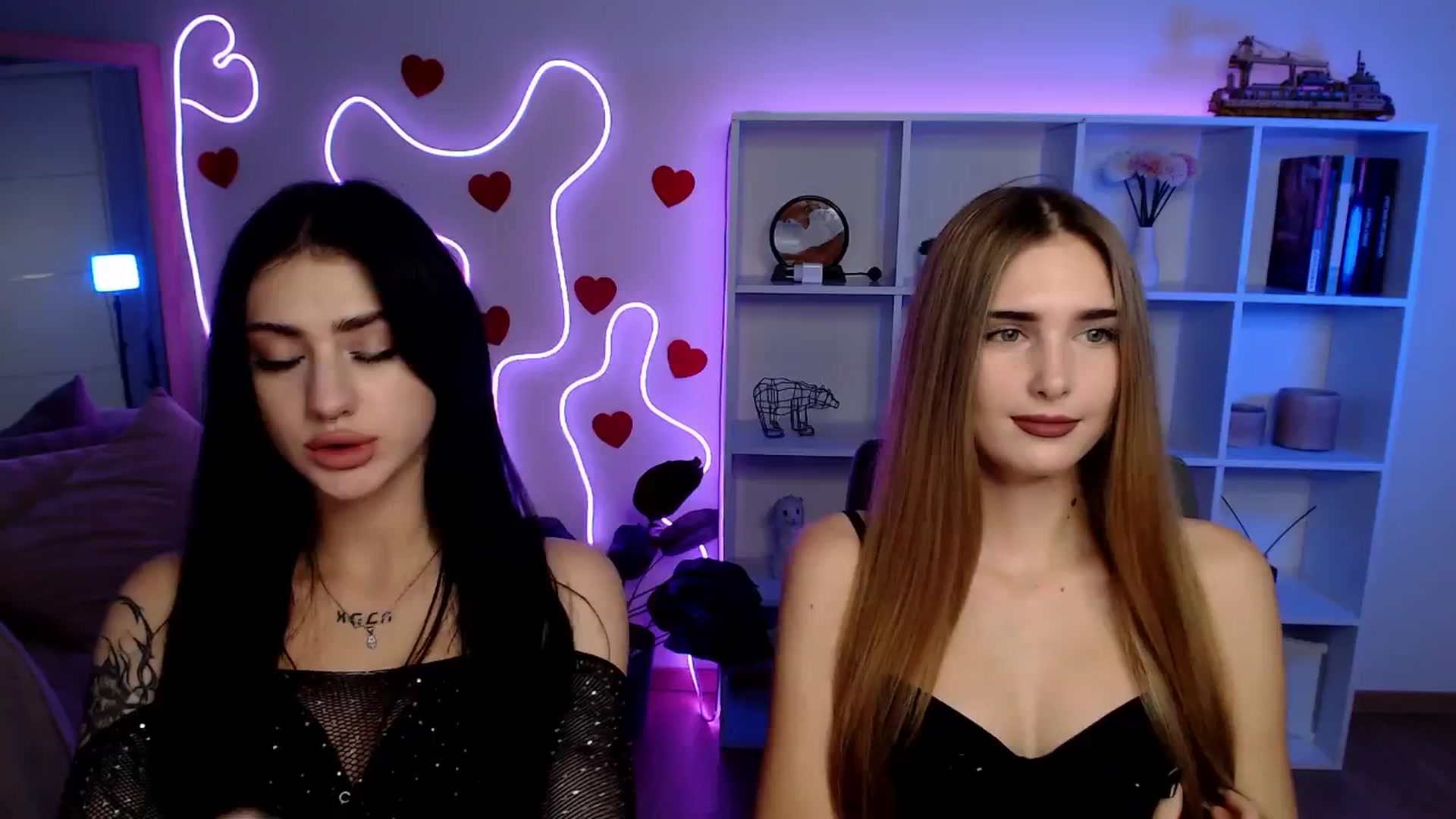 Gallery image thumbnail from Sirela's myfreecams stream on, 11/16/2025, 15:17 image 16 of 20