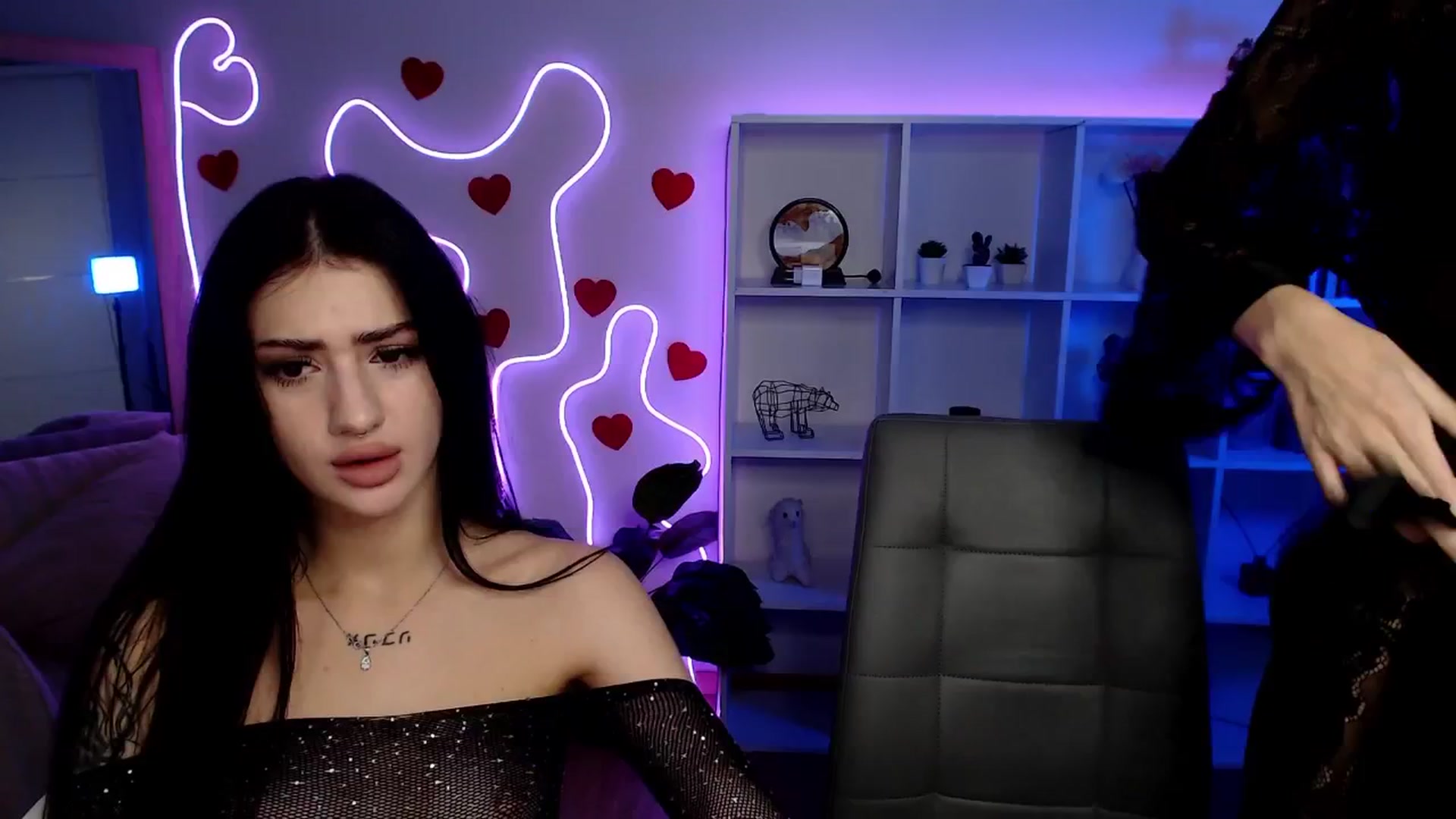 Gallery image thumbnail from Sirela's myfreecams stream on, 11/16/2025, 16:43 image 7 of 20