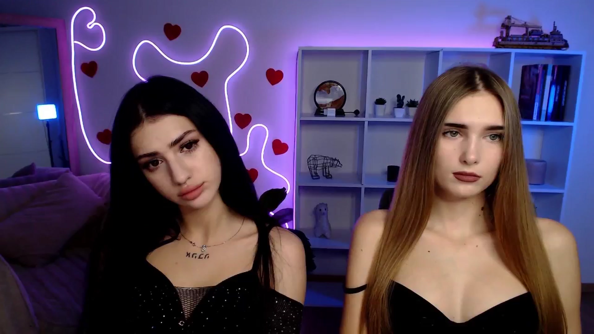 Gallery image thumbnail from Sirela's myfreecams stream on, 11/16/2025, 16:43 image 1 of 20