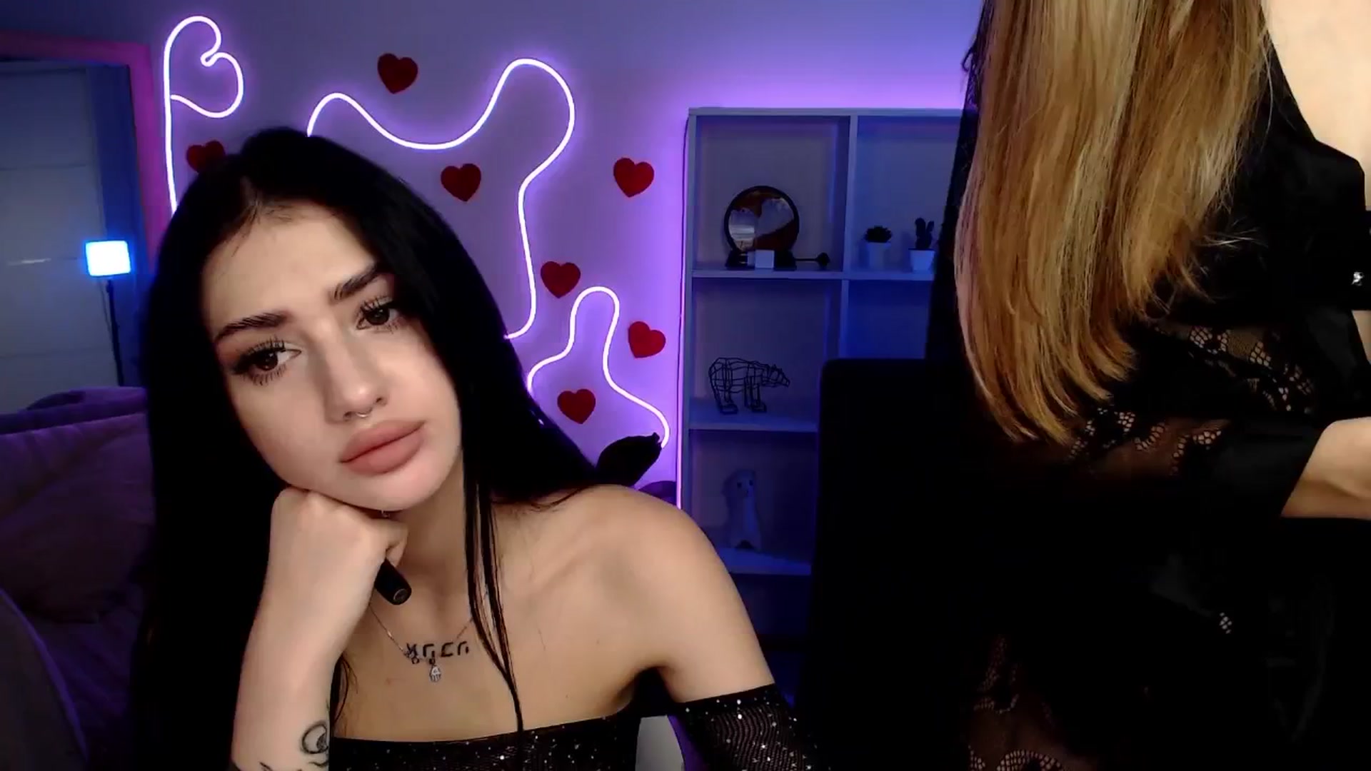 Gallery image thumbnail from Sirela's myfreecams stream on, 11/16/2025, 16:43 image 9 of 20