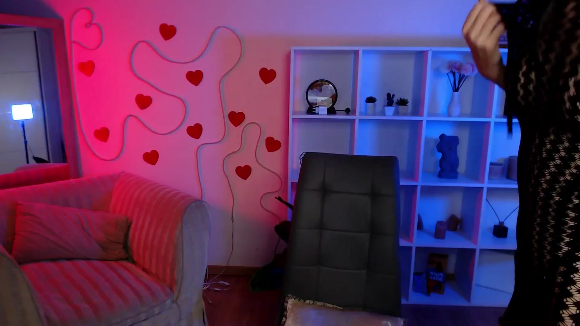 Gallery image thumbnail from Sirela's myfreecams stream on, 11/18/2025, 18:21 image 2 of 20
