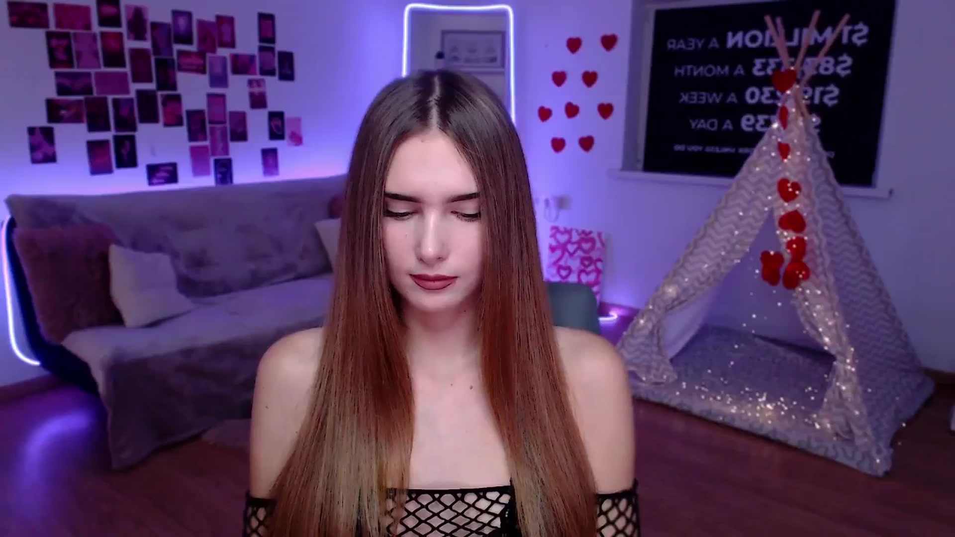 Gallery image thumbnail from Sirela's myfreecams stream on, 11/19/2025, 12:30 image 13 of 20