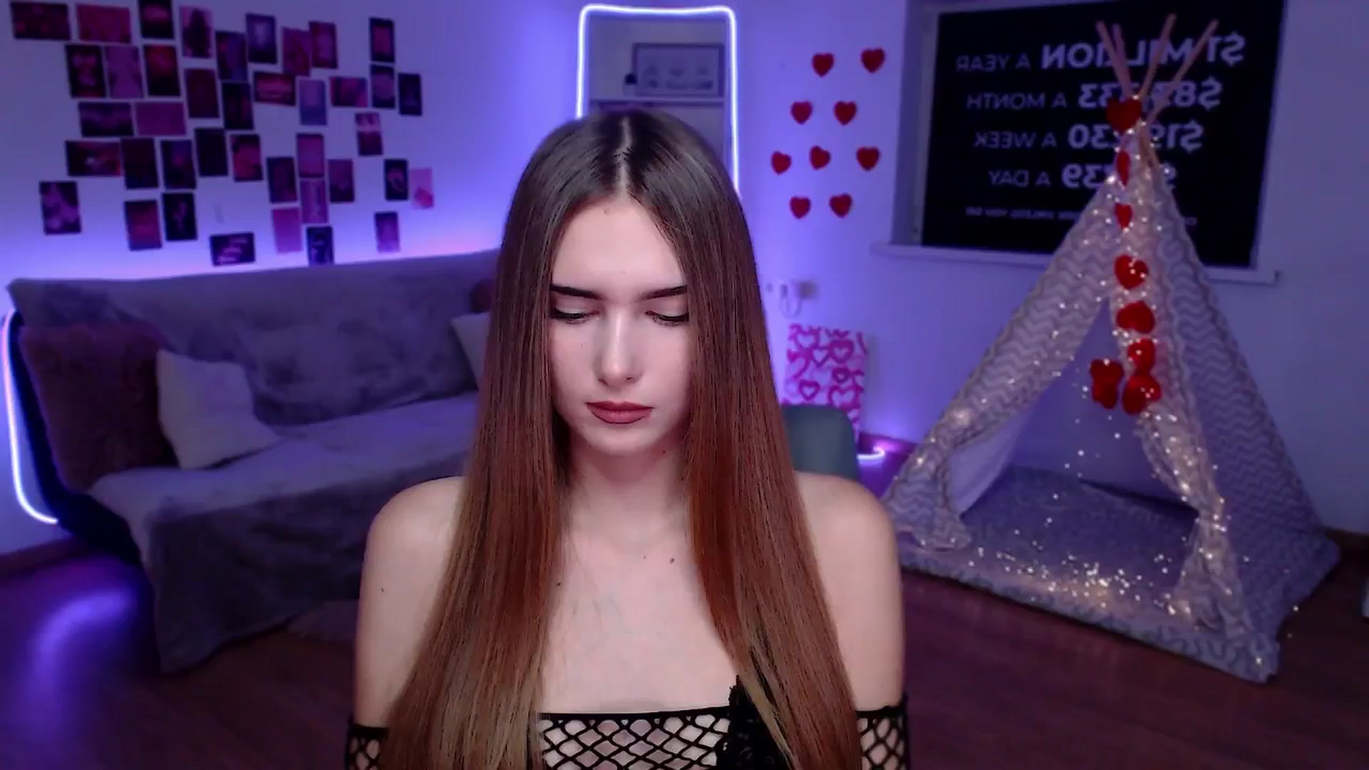 Gallery image thumbnail from Sirela's myfreecams stream on, 11/19/2025, 12:30 image 16 of 20