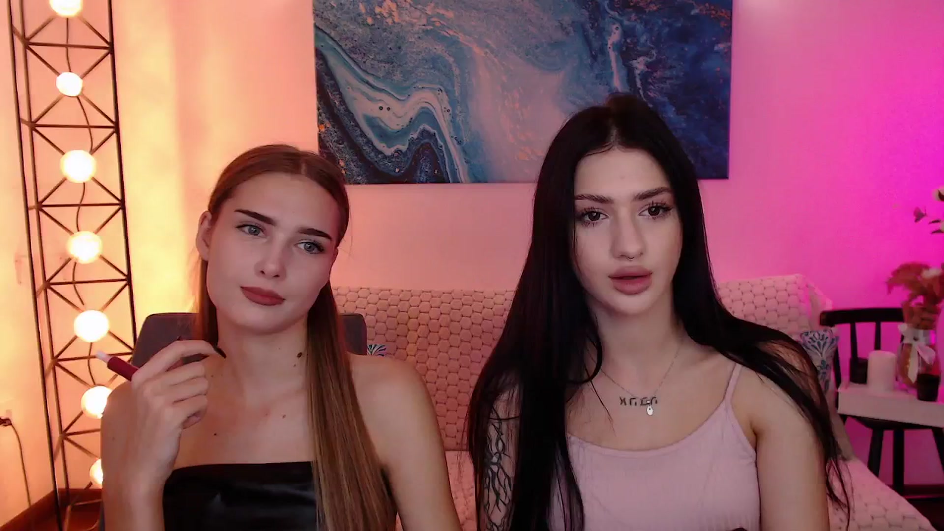 Gallery image thumbnail from Sirela's myfreecams stream on, 11/19/2025, 15:02 image 6 of 20