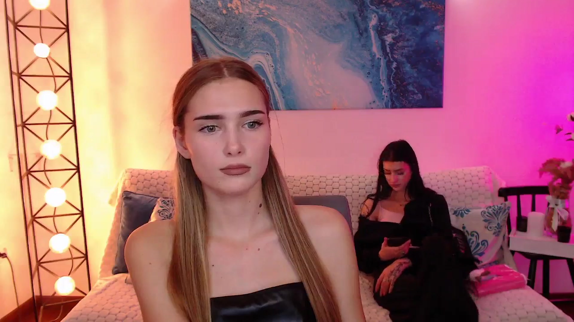 Gallery image thumbnail from Sirela's myfreecams stream on, 11/19/2025, 17:19 image 18 of 20