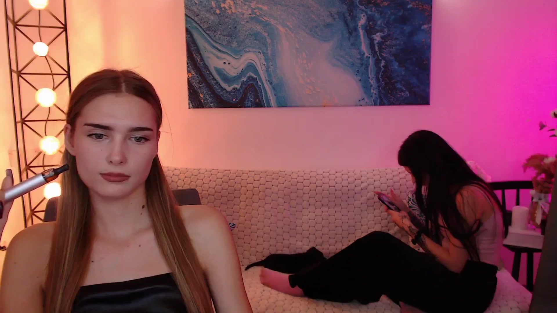Gallery image thumbnail from Sirela's myfreecams stream on, 11/19/2025, 17:19 image 12 of 20