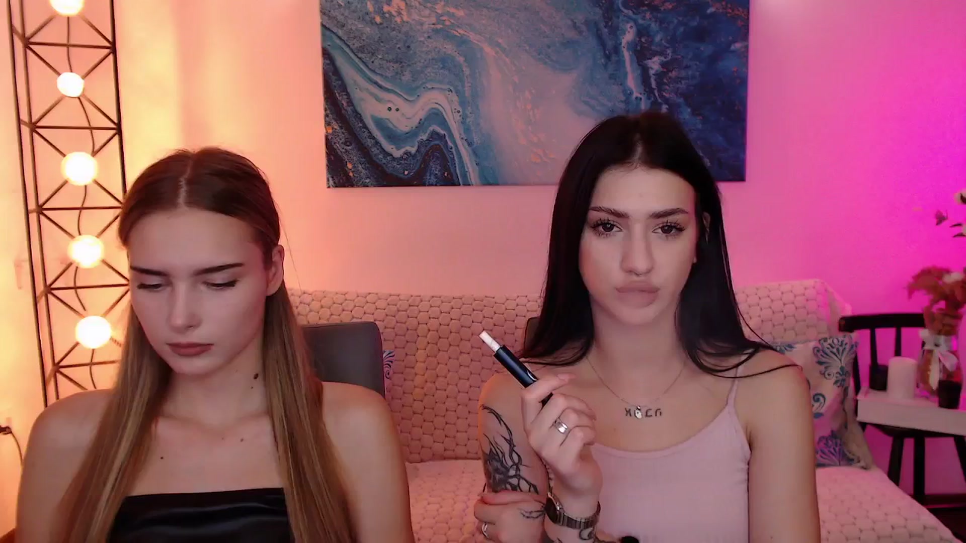 Gallery image thumbnail from Sirela's myfreecams stream on, 11/19/2025, 17:19 image 4 of 20