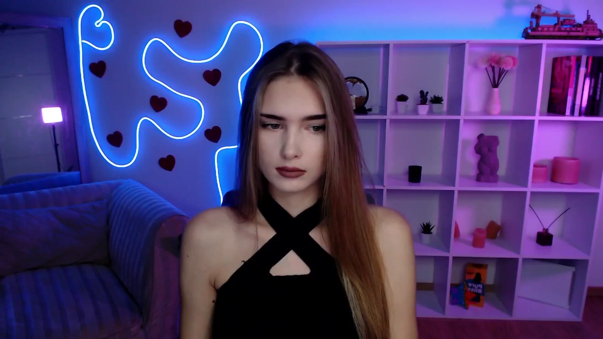 Gallery image thumbnail from Sirela's myfreecams stream on, 11/23/2025, 10:38 image 2 of 20
