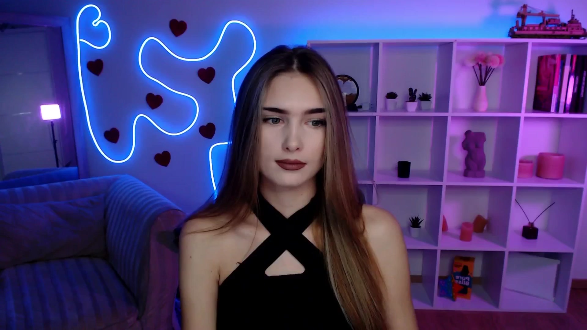 Gallery image thumbnail from Sirela's myfreecams stream on, 11/23/2025, 10:38 image 17 of 20