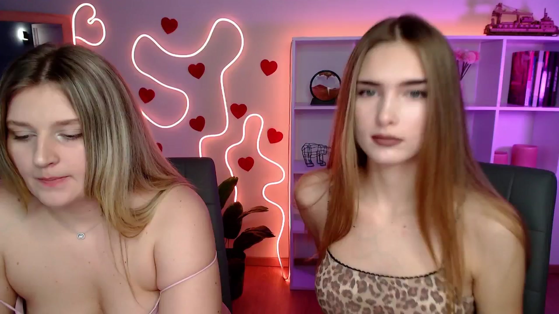 Gallery image thumbnail from Sirela's myfreecams stream on, 11/23/2025, 12:16 image 4 of 20