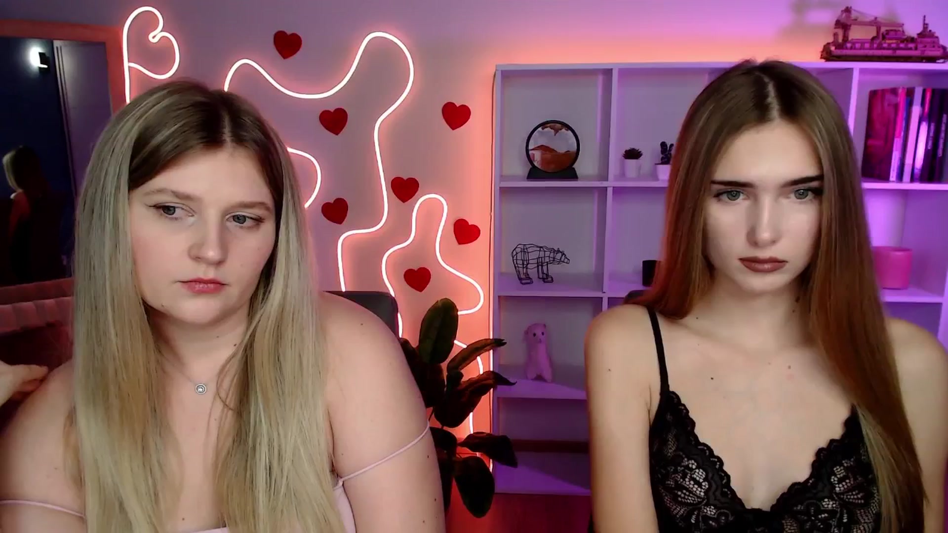 Gallery image thumbnail from Sirela's myfreecams stream on, 11/23/2025, 15:55 image 18 of 20