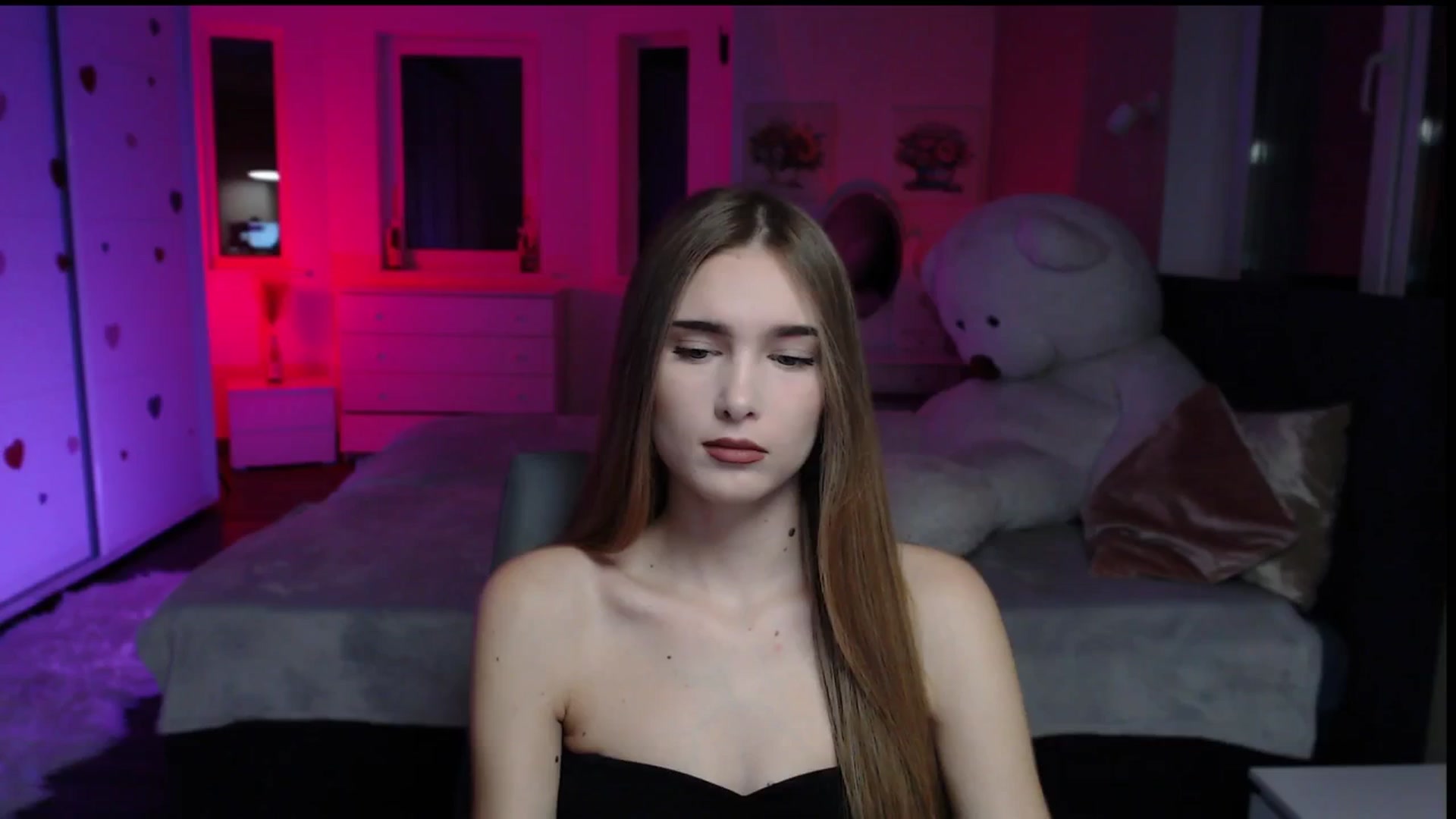 Gallery image thumbnail from Sirela's myfreecams stream on, 11/24/2025, 09:57 image 7 of 20