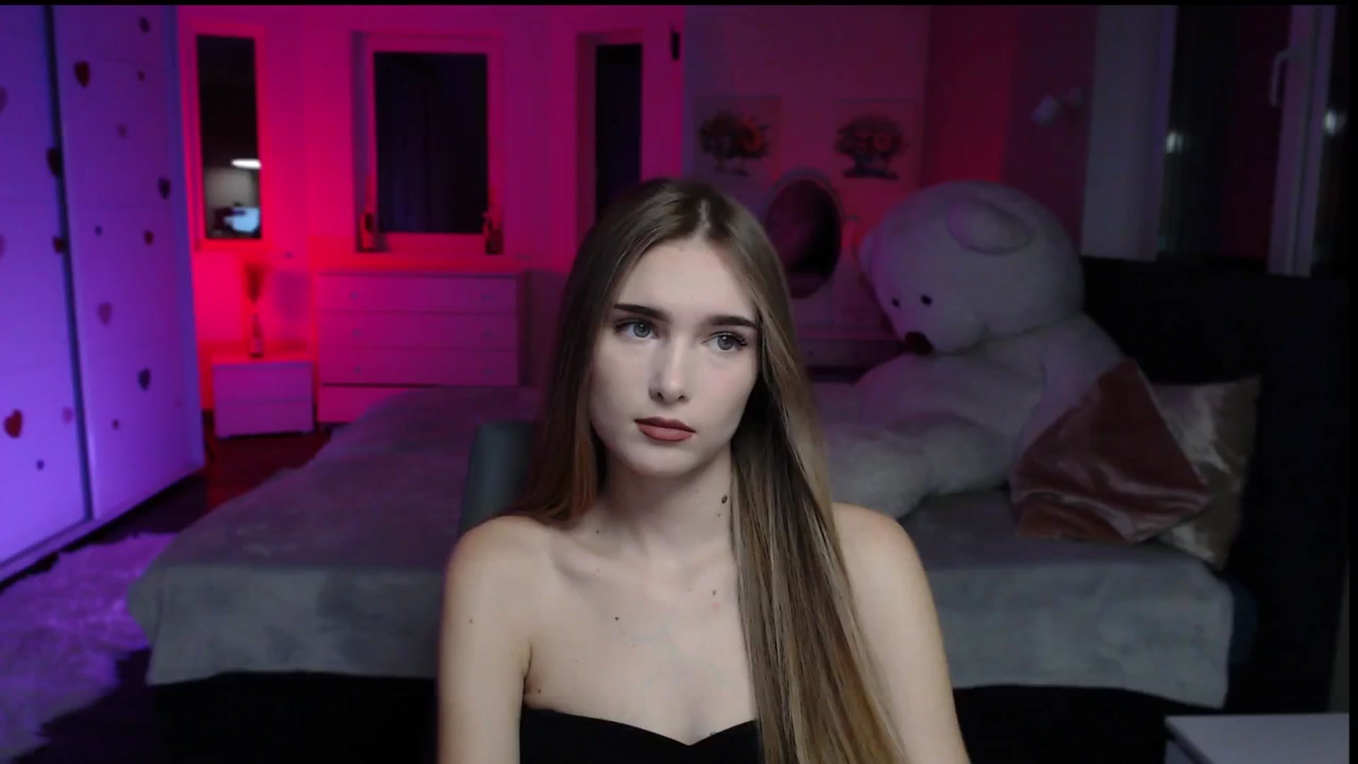 Gallery image thumbnail from Sirela's myfreecams stream on, 11/24/2025, 09:57 image 3 of 20