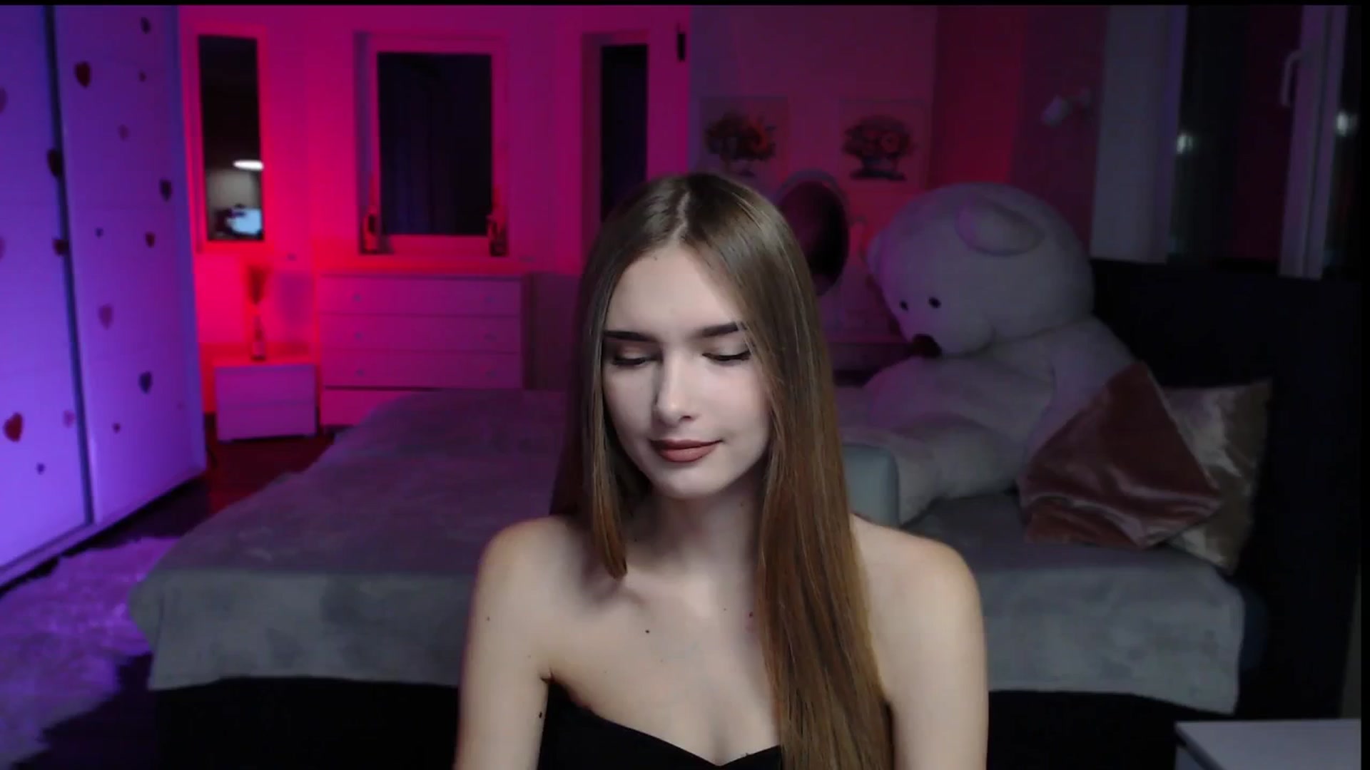 Gallery image thumbnail from Sirela's myfreecams stream on, 11/24/2025, 10:50 image 4 of 20