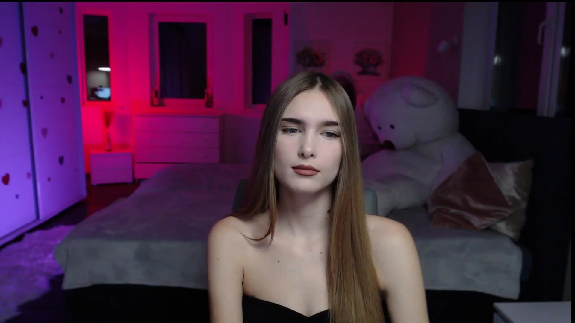 Gallery image thumbnail from Sirela's myfreecams stream on, 11/24/2025, 10:50 image 5 of 20