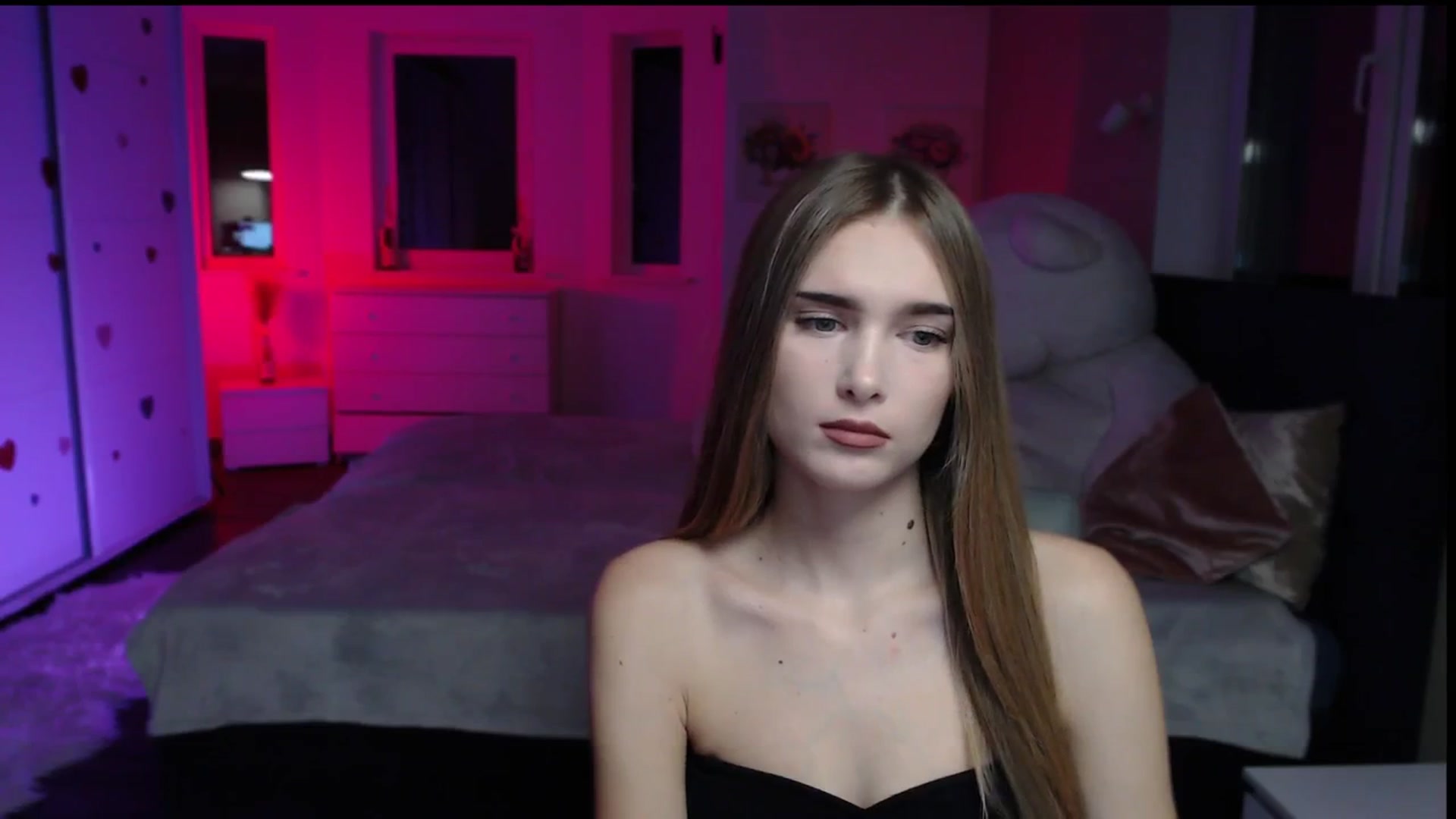 Gallery image thumbnail from Sirela's myfreecams stream on, 11/24/2025, 10:50 image 13 of 20