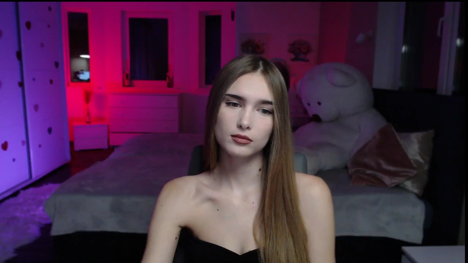 Gallery image thumbnail from Sirela's myfreecams stream on, 11/24/2025, 10:50 image 2 of 20