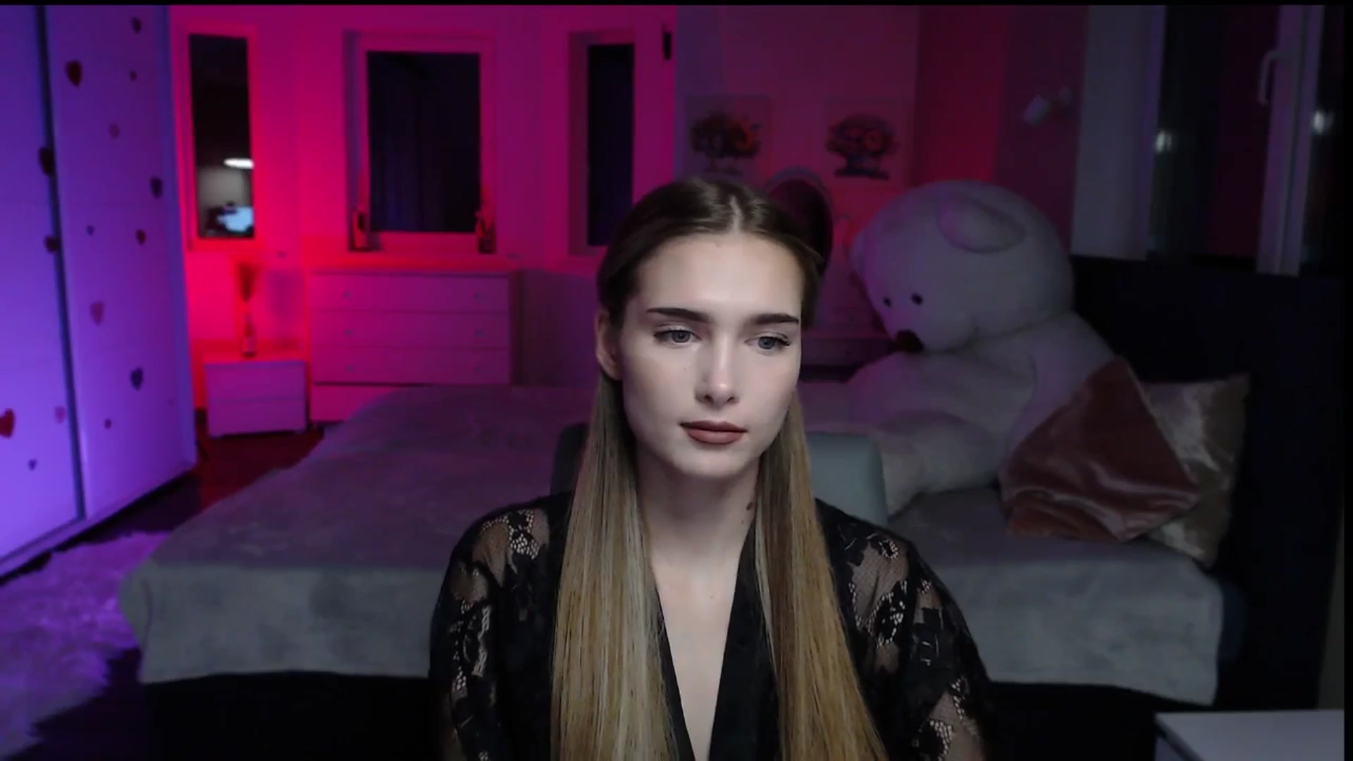 Gallery image thumbnail from Sirela's myfreecams stream on, 11/24/2025, 13:19 image 18 of 20