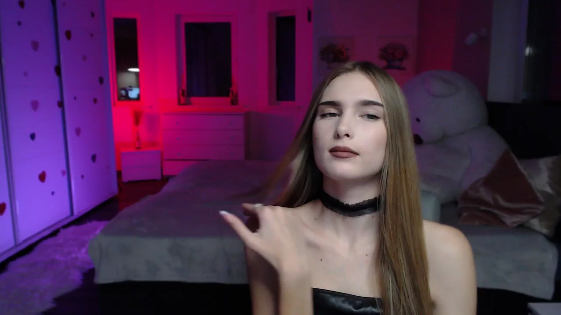 Gallery image thumbnail from Sirela's myfreecams stream on, 11/24/2025, 15:24 image 14 of 20
