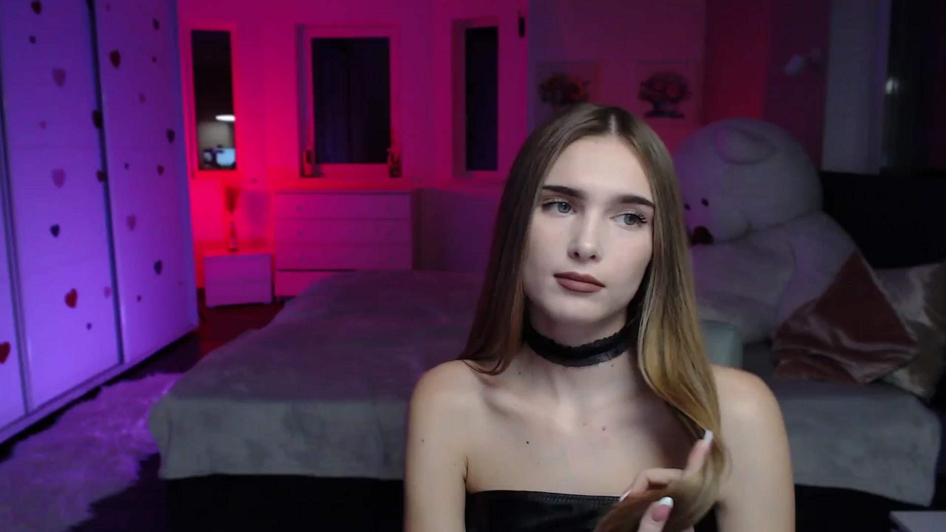 Gallery image thumbnail from Sirela's myfreecams stream on, 11/24/2025, 15:24 image 16 of 20