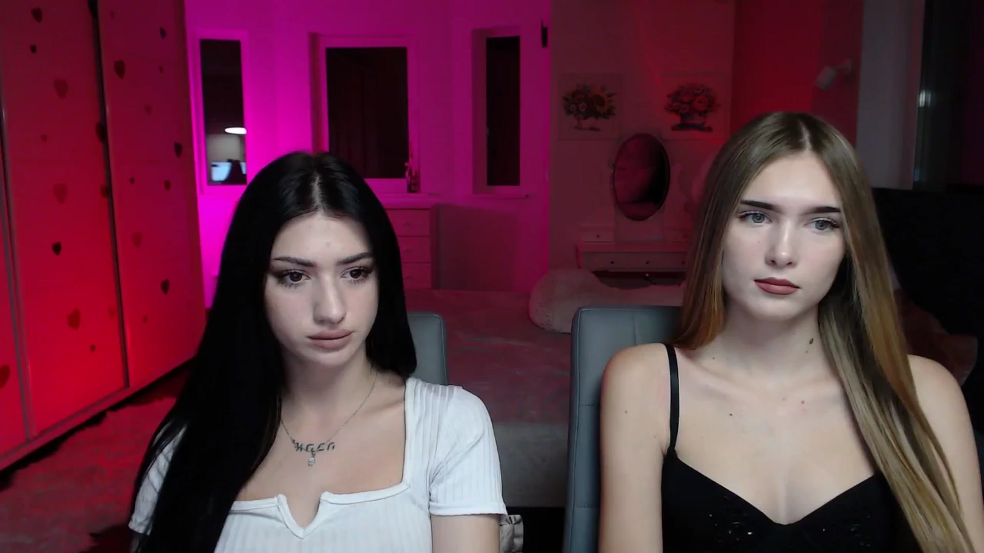 Gallery image thumbnail from Sirela's myfreecams stream on, 11/25/2025, 11:47 image 15 of 20