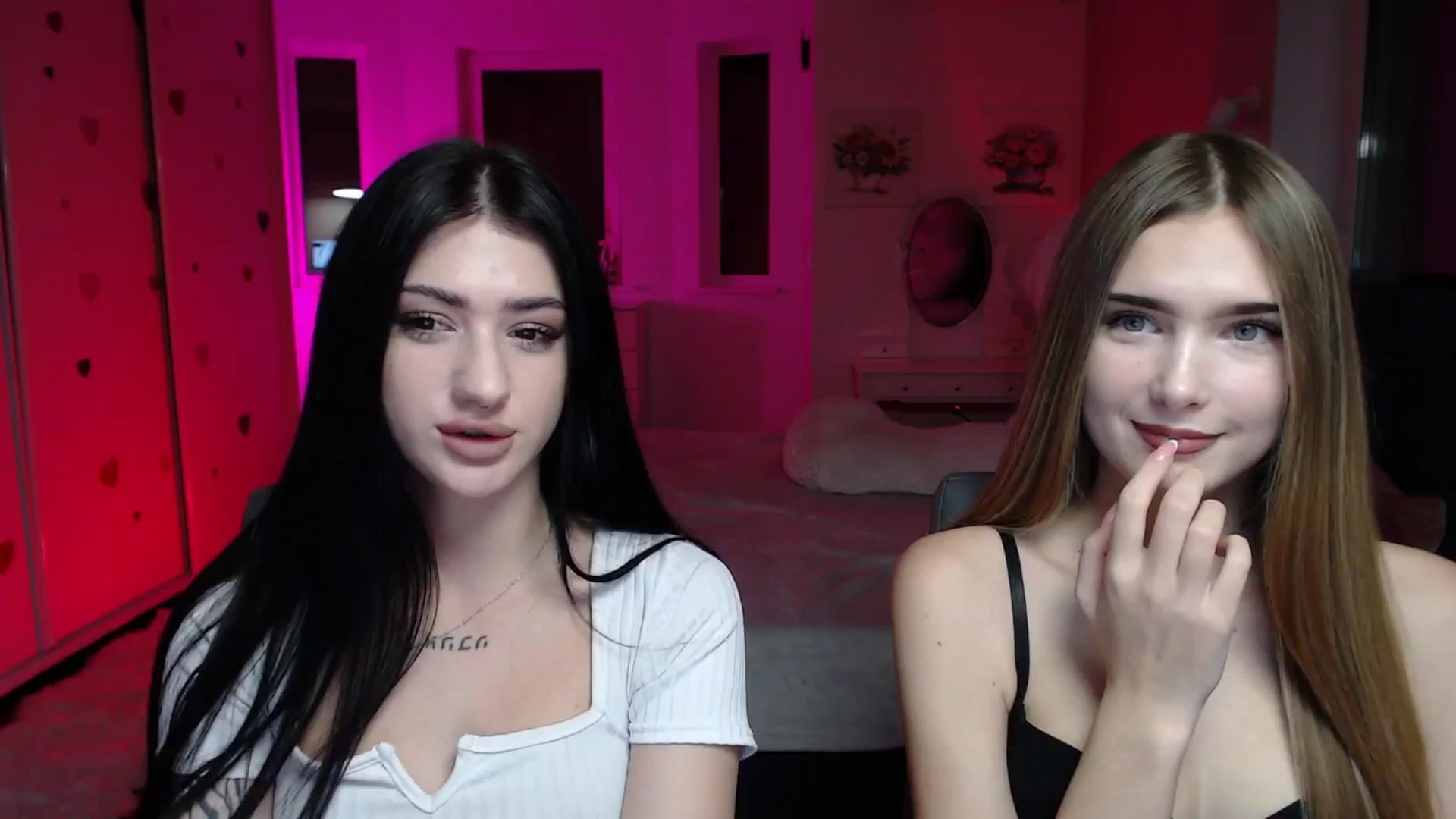 Gallery image thumbnail from Sirela's myfreecams stream on, 11/25/2025, 11:47 image 18 of 20