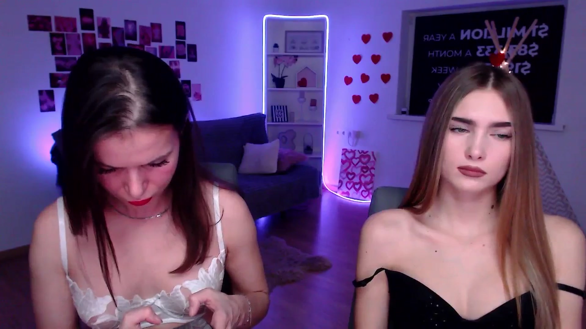 Gallery image thumbnail from Sirela's myfreecams stream on, 12/09/2025, 13:32 image 7 of 20