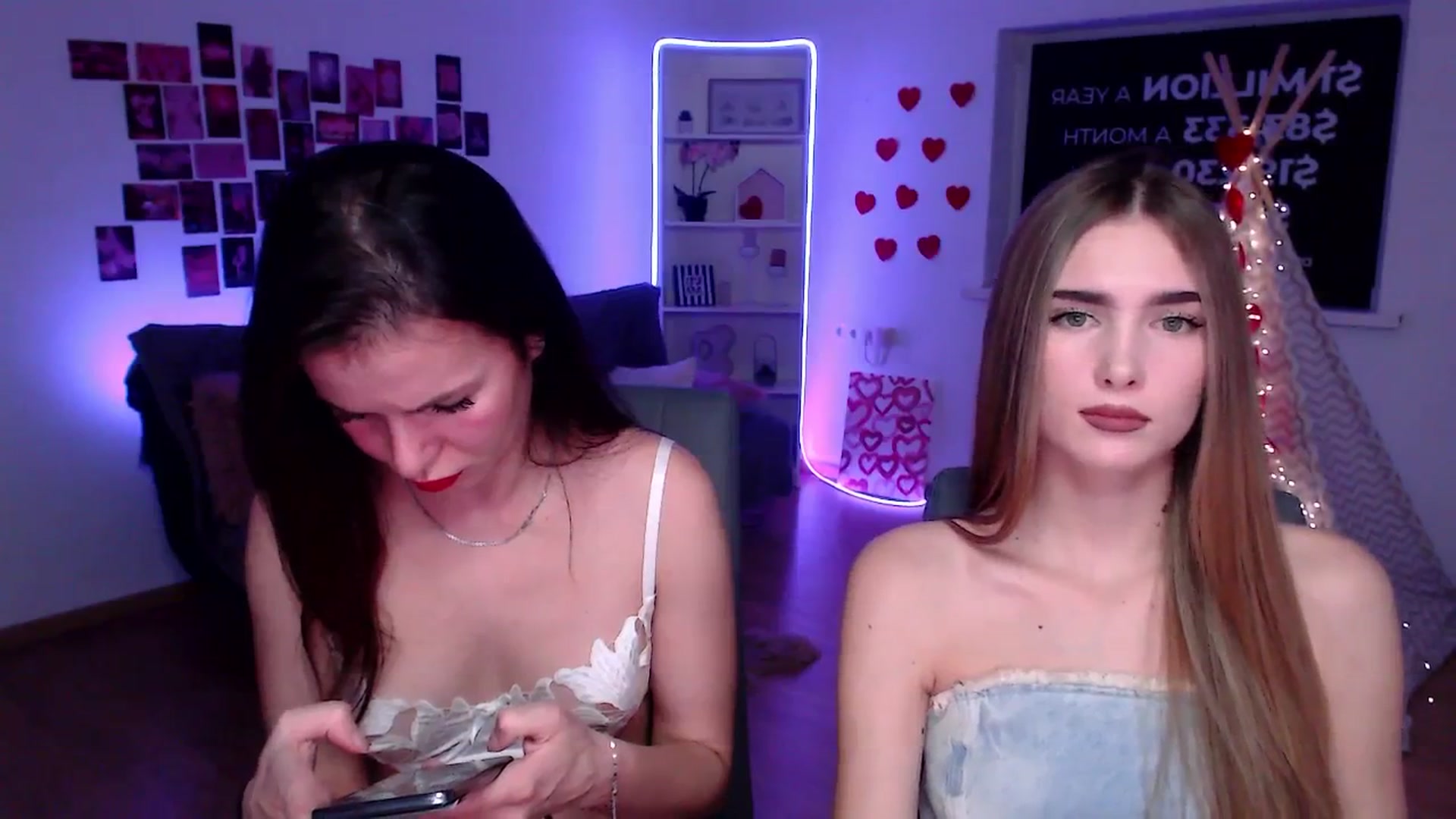 Gallery image thumbnail from Sirela's myfreecams stream on, 12/09/2025, 13:32 image 17 of 20