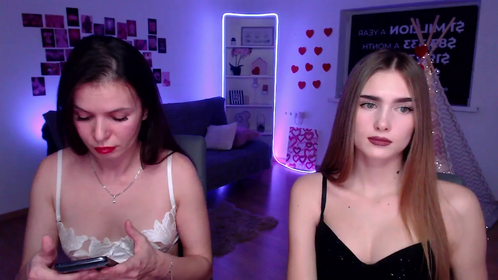 Gallery image thumbnail from Sirela's myfreecams stream on, 12/09/2025, 16:24 image 5 of 20