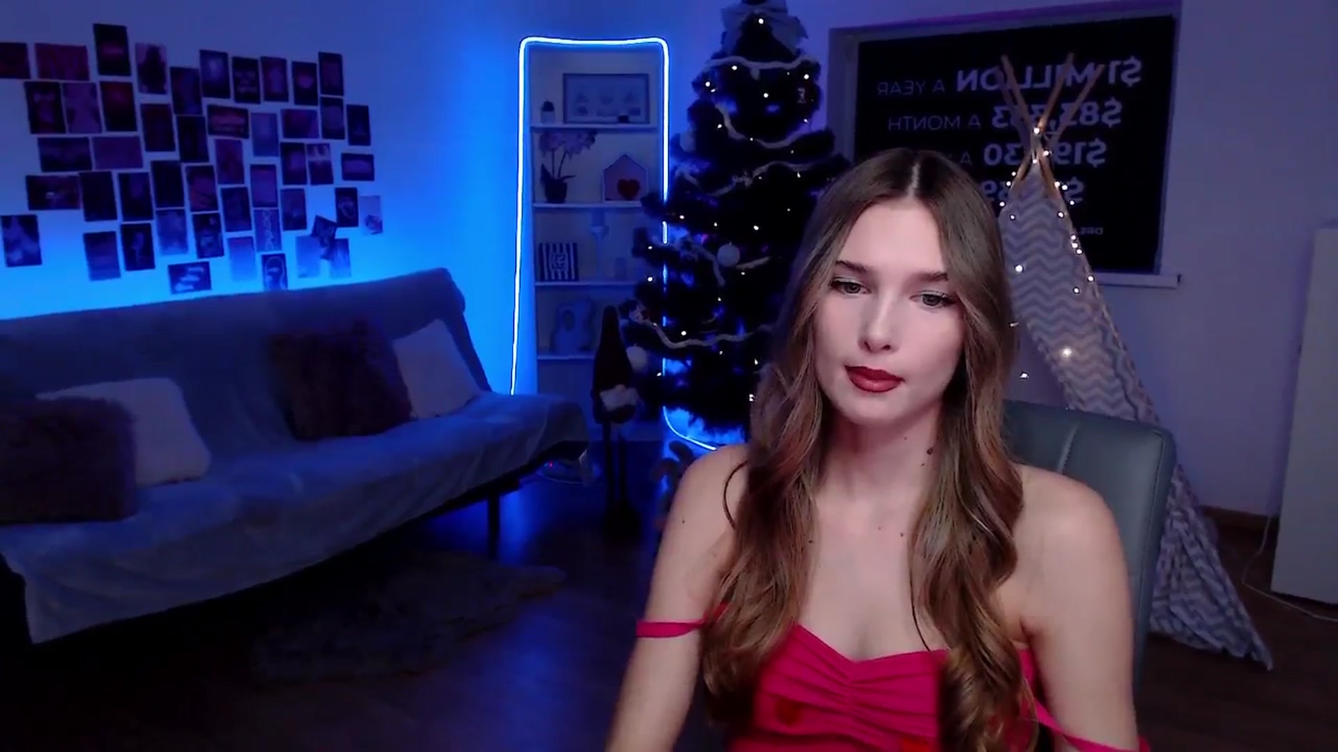Gallery image thumbnail from Sirela's myfreecams stream on, 12/13/2025, 13:00 image 16 of 20