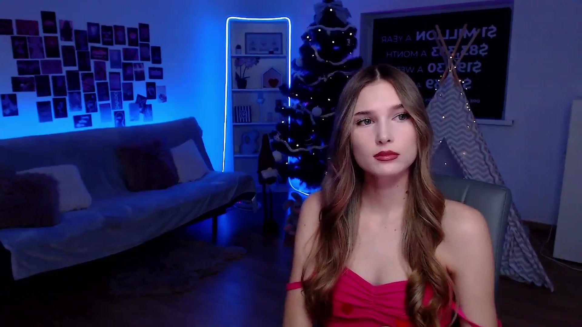 Gallery image thumbnail from Sirela's myfreecams stream on, 12/13/2025, 13:00 image 10 of 20